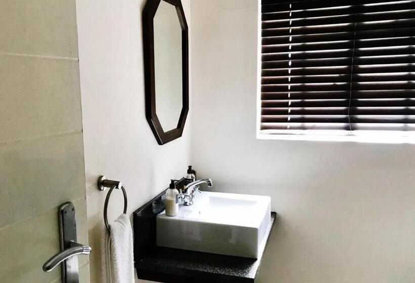 בית מלון כפרי The Duke Of Bedford