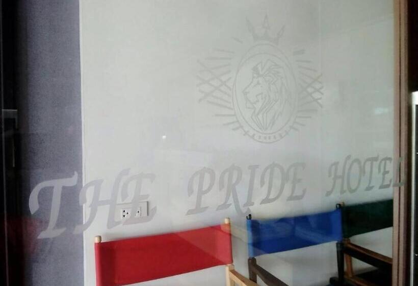 The Pride Hotel At Laemsing