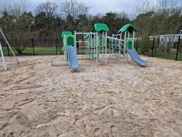 Отель Vakantiepark Camping De Peelpoort