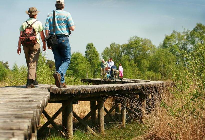 Отель Vakantiepark Camping De Peelpoort