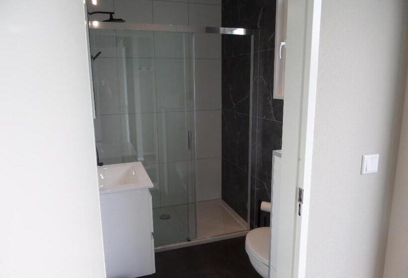 Отель Vakantiepark Camping De Peelpoort