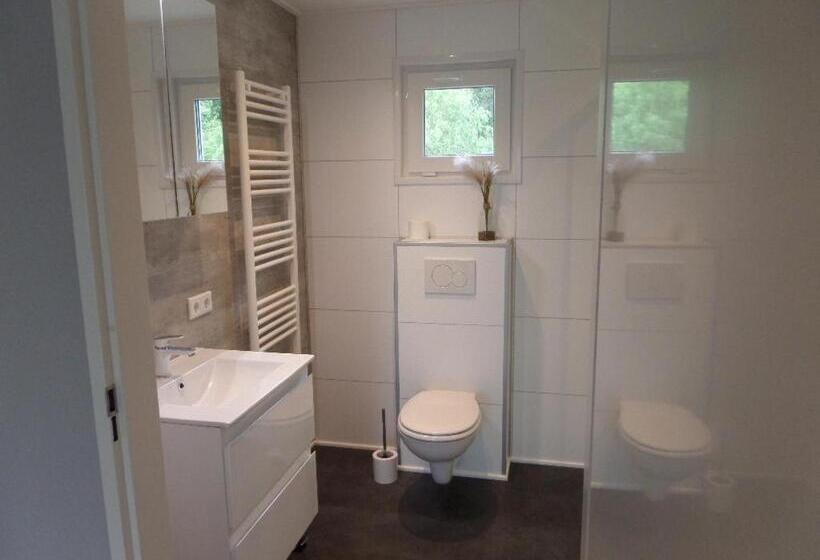 Отель Vakantiepark Camping De Peelpoort