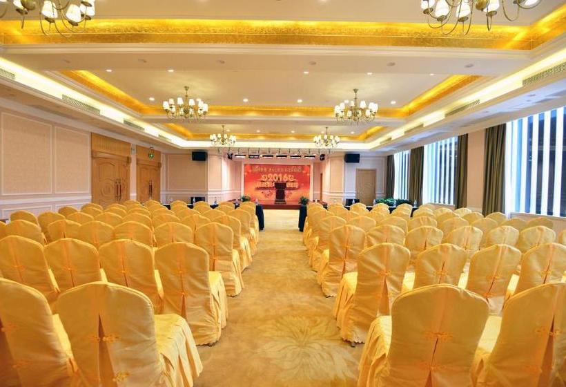 Vienna Hotel Qinzhou North Area Plaza