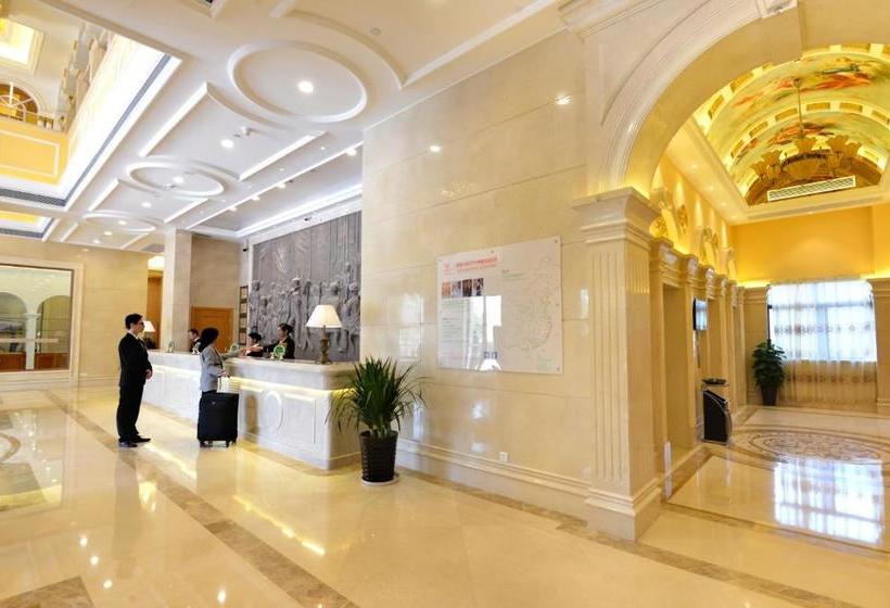 Vienna Hotel Qinzhou North Area Plaza