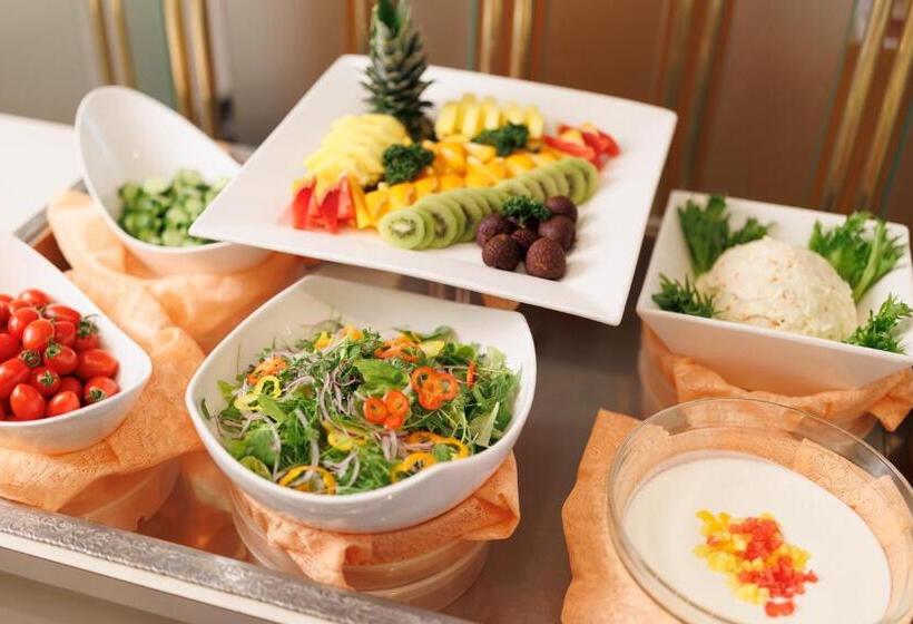 فندق Yokaichi Royal