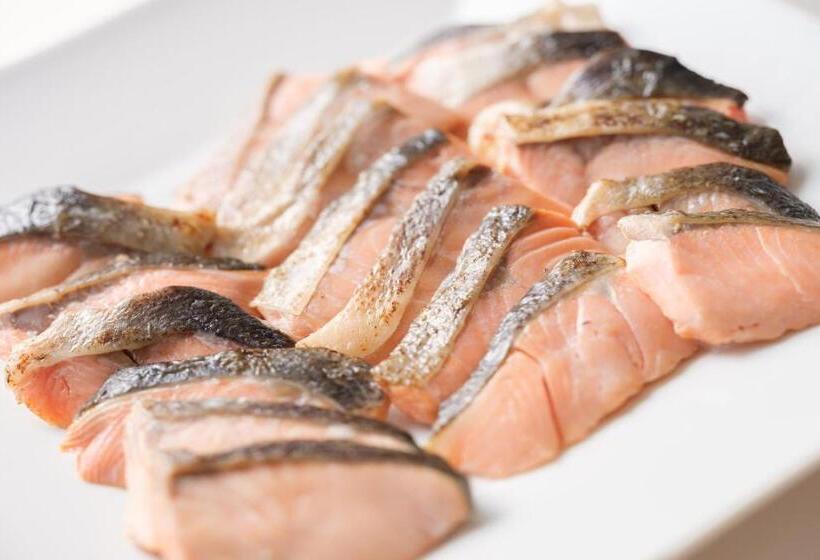 فندق Yokaichi Royal