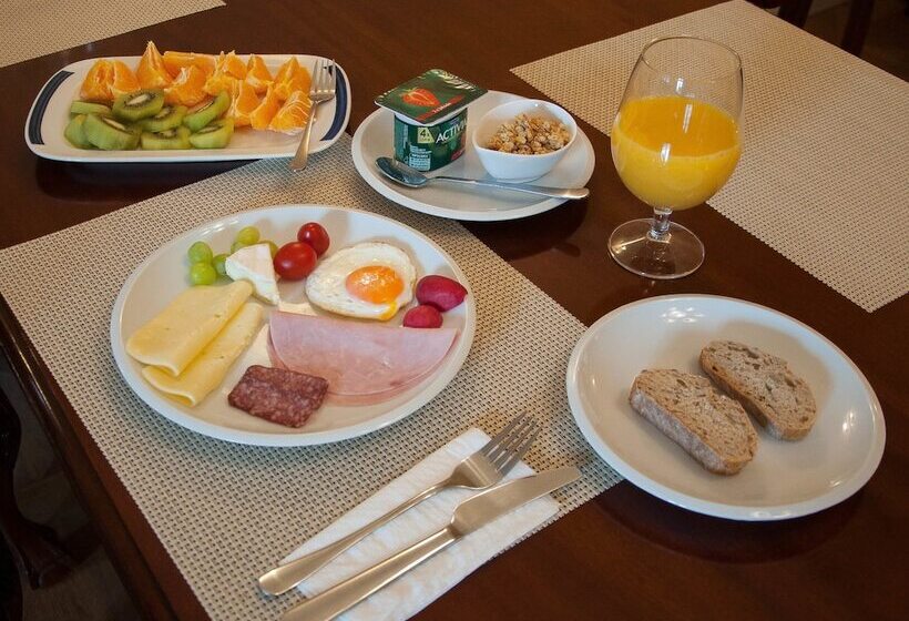 ホテル Zámek Jeseník Nad Odrou