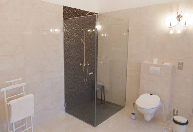 ホテル Zámek Jeseník Nad Odrou