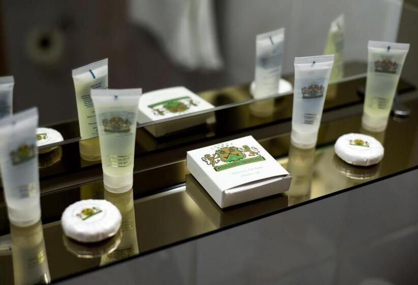 هتل Zoloto Karpat