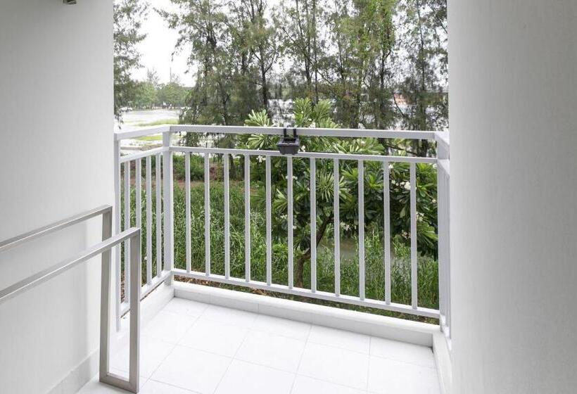 Kantary Hotel And Serviced Apartment, Amata, Bangpakong