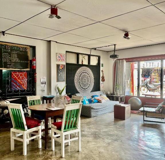 Little Hostel