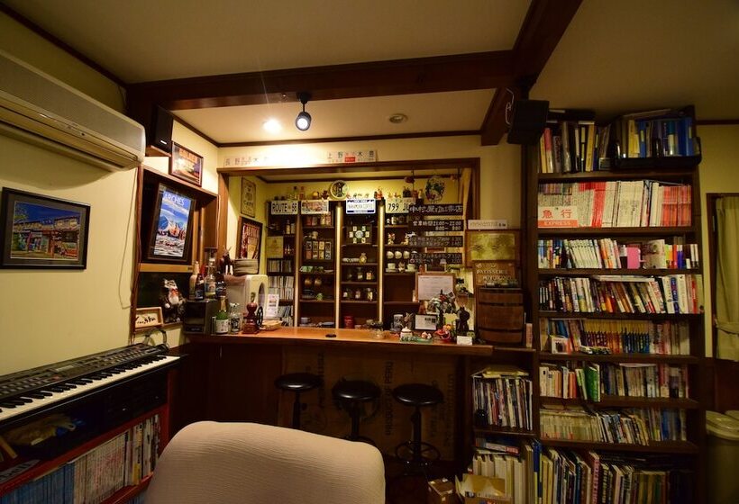 Miyukinomori Youth Hostel