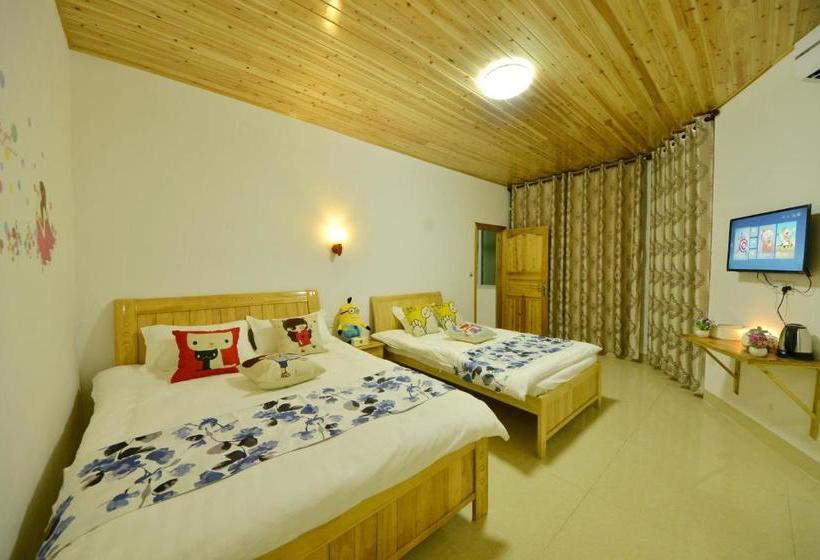 Nanjing Yunshuiyao Haixi International Hostel