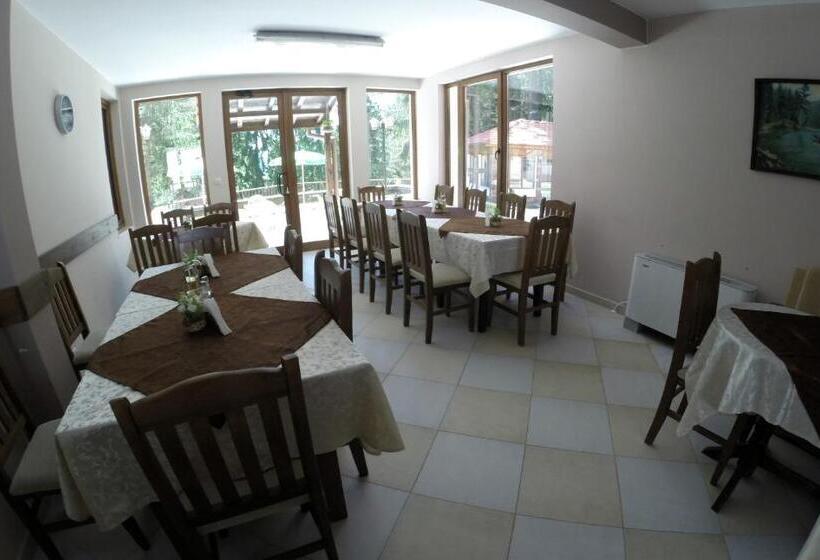 Пансион ивелия къща за гости