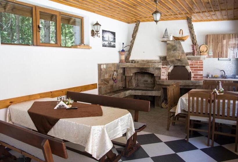 Пансион ивелия къща за гости