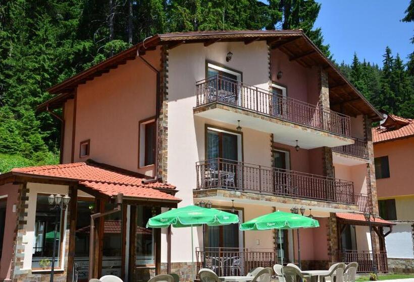 Пансион ивелия къща за гости