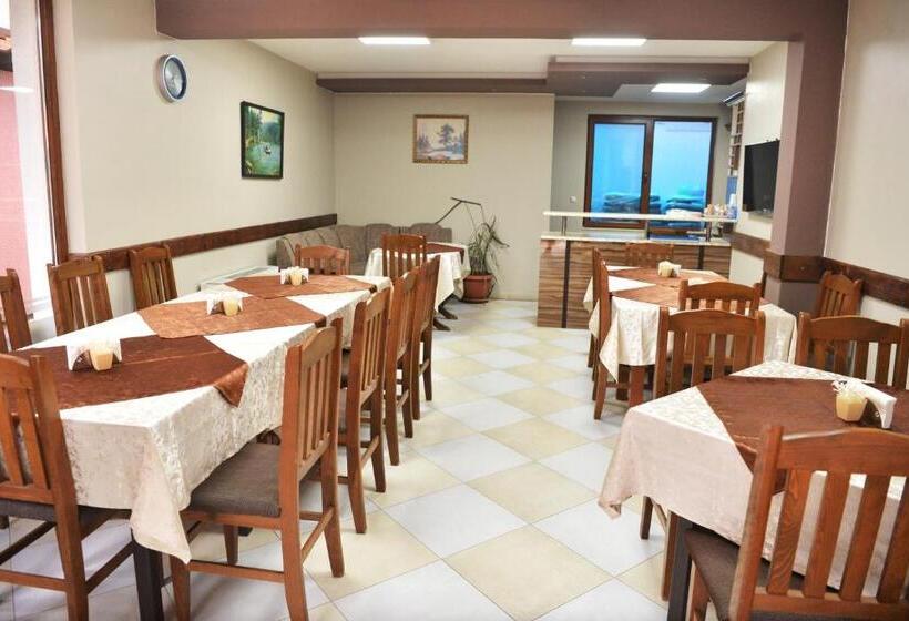 Пансион ивелия къща за гости