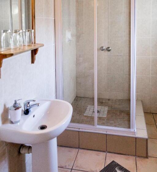 بنسيون 3 Darling Street Guest House