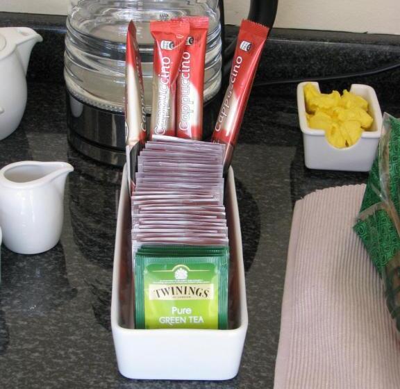 פנסיון 4 Seam Guest House