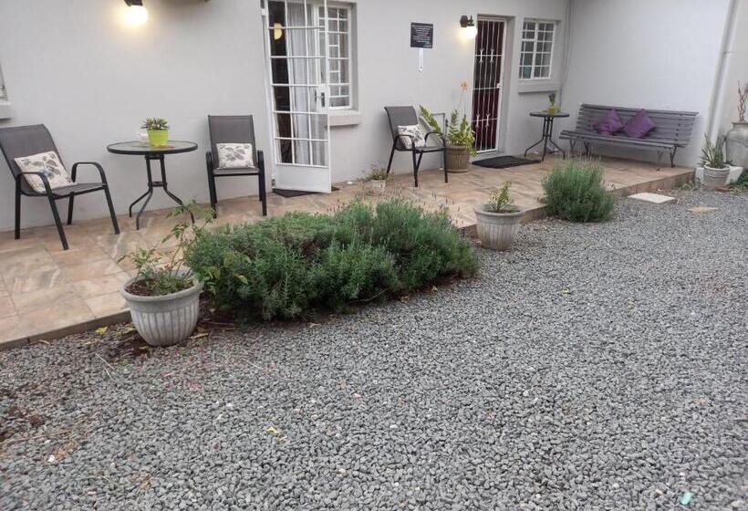 ペンション Altenburgh Accommodation   Apartments