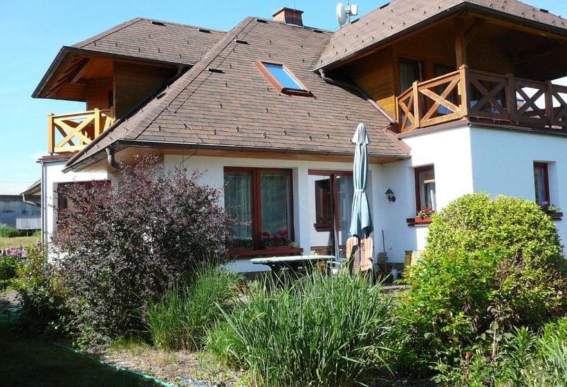 펜션 Apartmán V Krkonoších