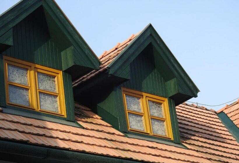 ペンション Bed & More Pogányvár