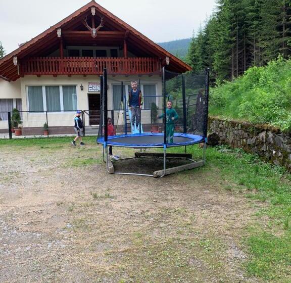 بنسيون Cabana Cerbul Oasa Transalpina