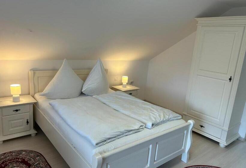 پانسیون Casa Avram