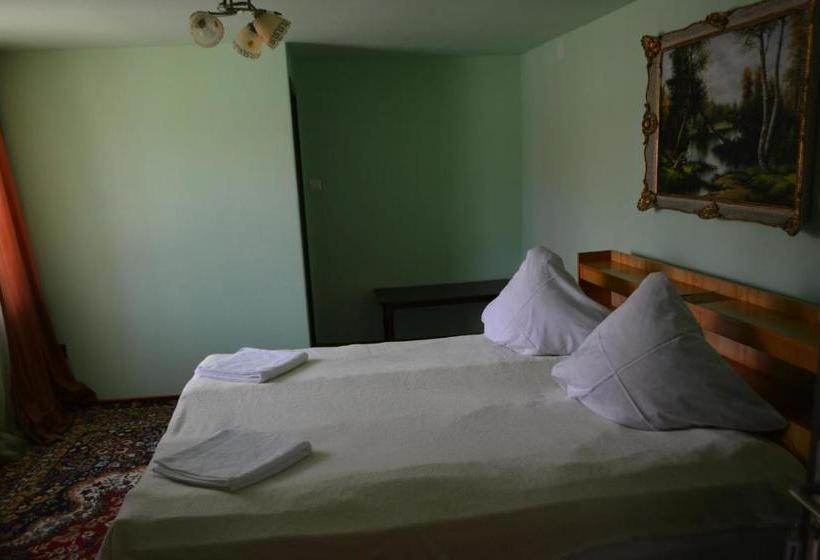 بنسيون Casa Miki