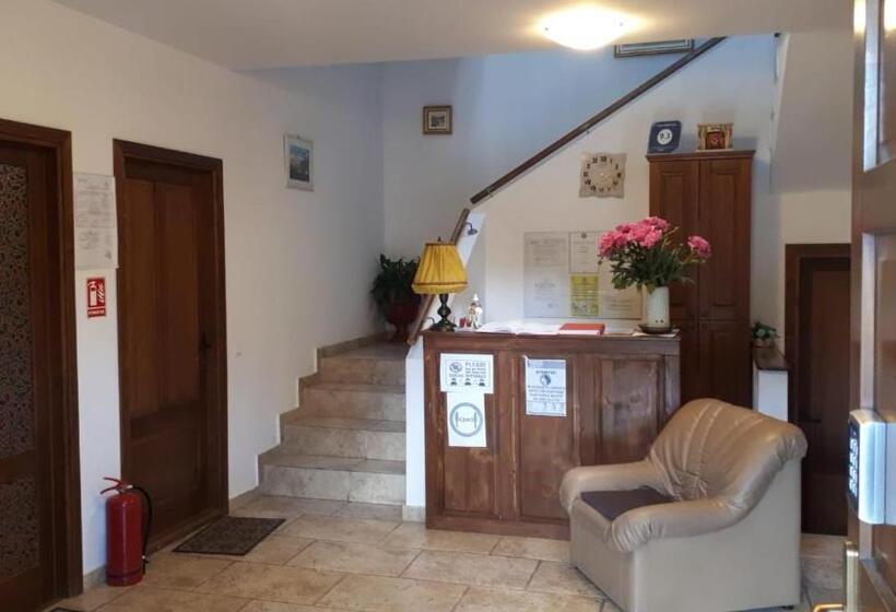 Пансион Casa Paduricea