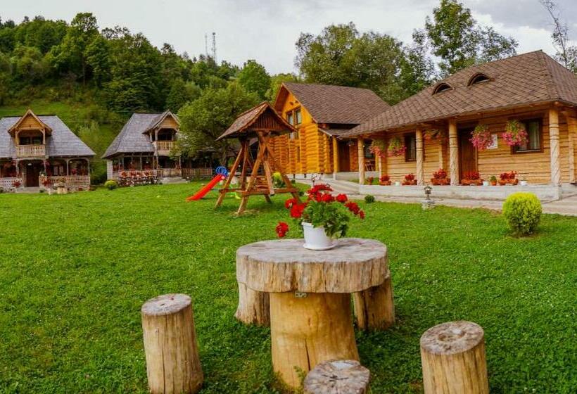 بنسيون Casutele Din Moisei