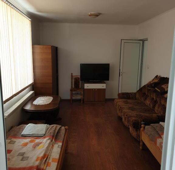 ペンション Guest House Chala