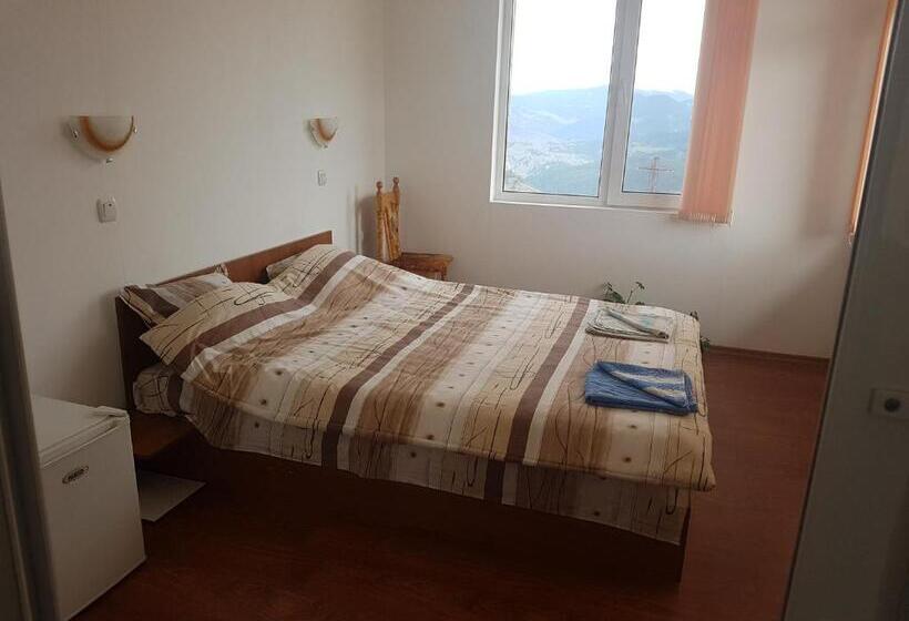 ペンション Guest House Chala