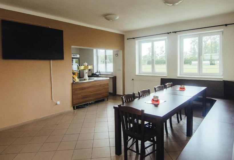 ペンション Guest House Na Hřišti