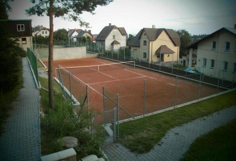 ペンション Guest House Vila Frýdštejn