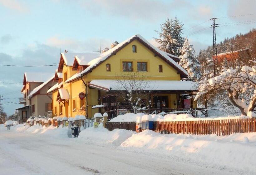 ペンション Guest House Vila Frýdštejn