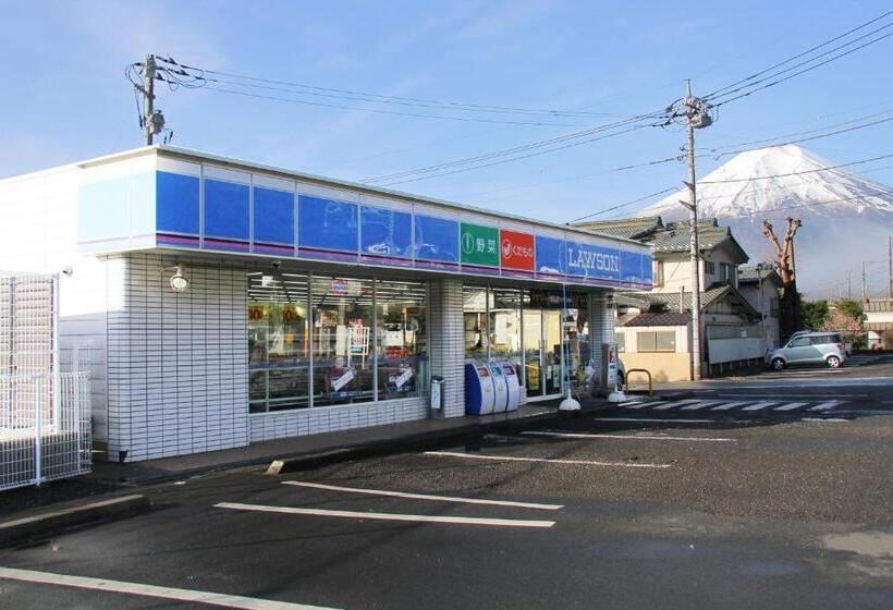 פנסיון Guesthouse E Ne