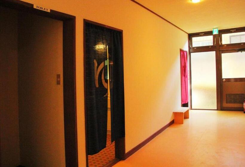 بنسيون Guesthouse E Ne