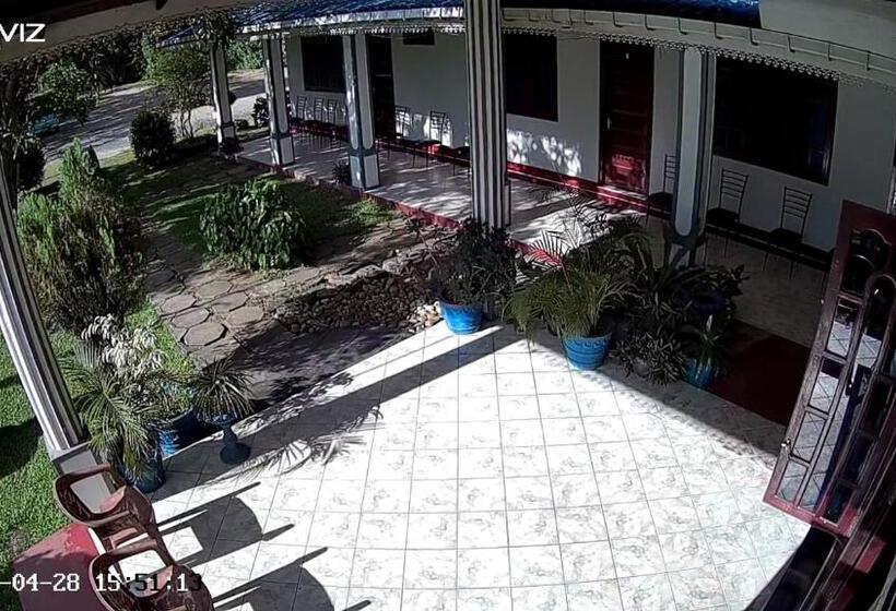 بنسيون Hansika Guest Inn