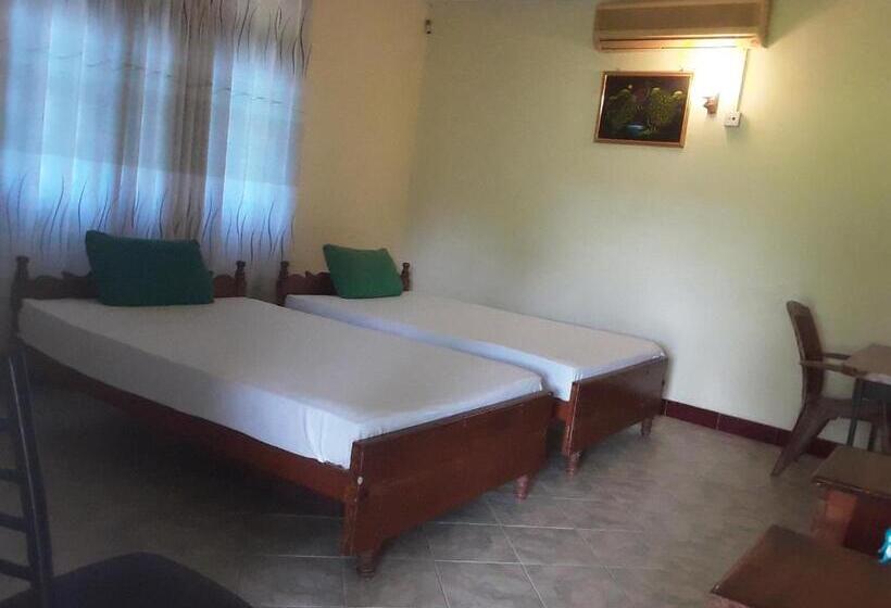 بنسيون Hansika Guest Inn