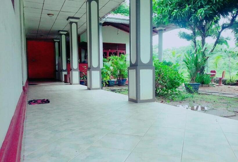 بنسيون Hansika Guest Inn