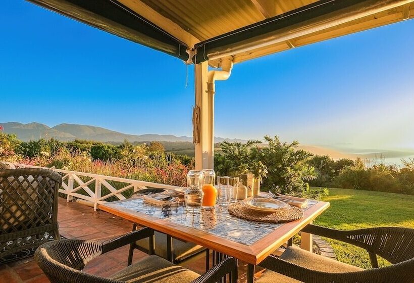 بنسيون Hilltop Boutique