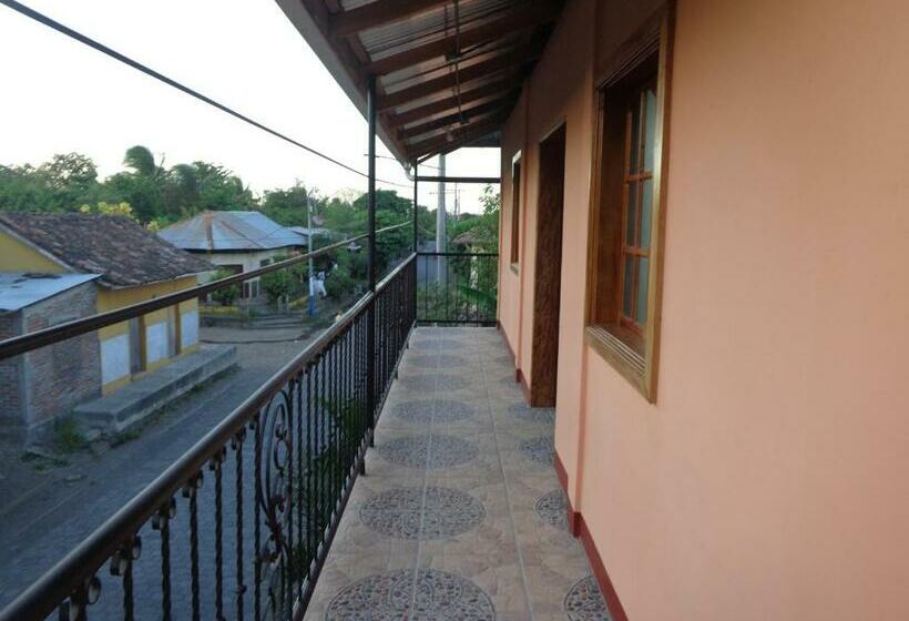 پانسیون Hostal Rancho Sabor Isleño   Ometepe