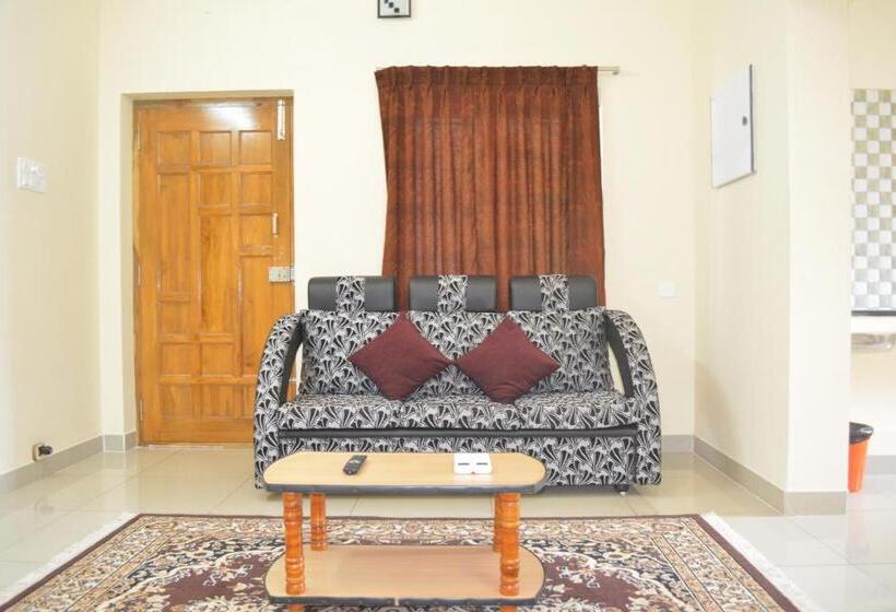 بنسيون Jp Nivaas Guest House