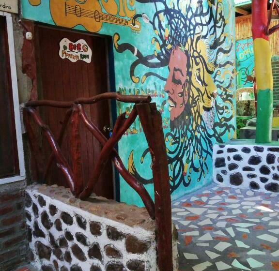 펜션 Lazy Crab Hostel