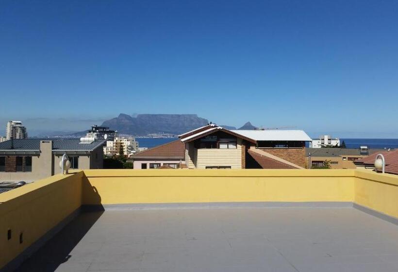 פנסיון Natalie Guesthouse