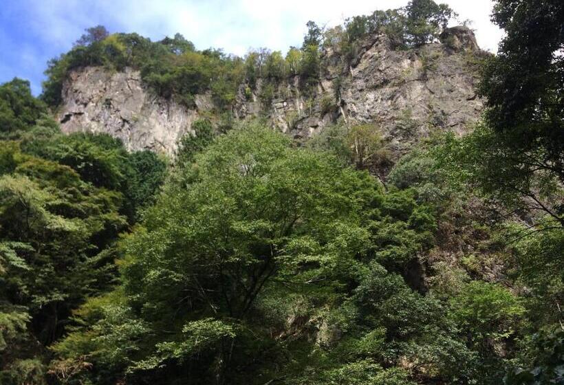 פנסיון Otsu Nature Garden