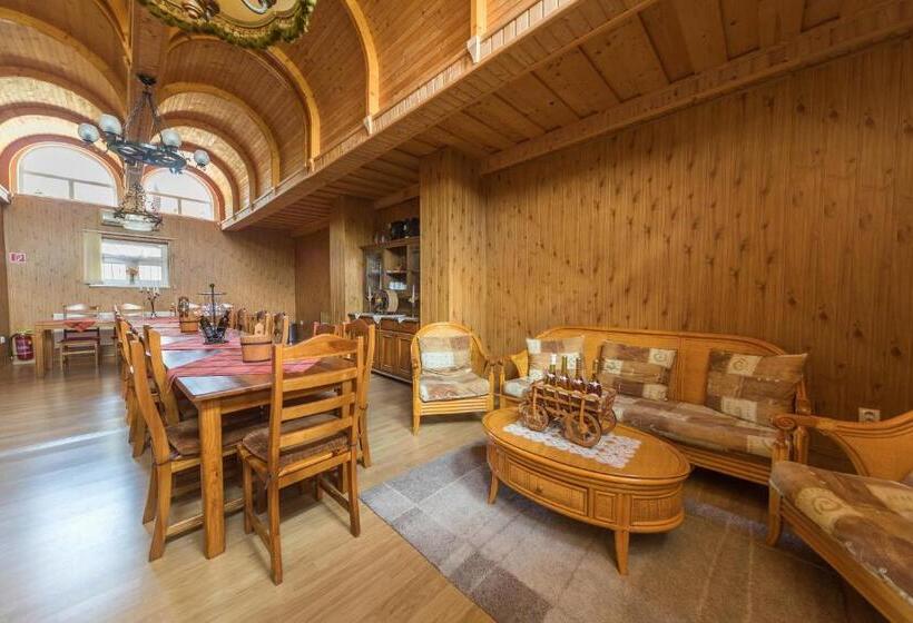 Tokaj Zlatá Putňa Restaurant & Pension