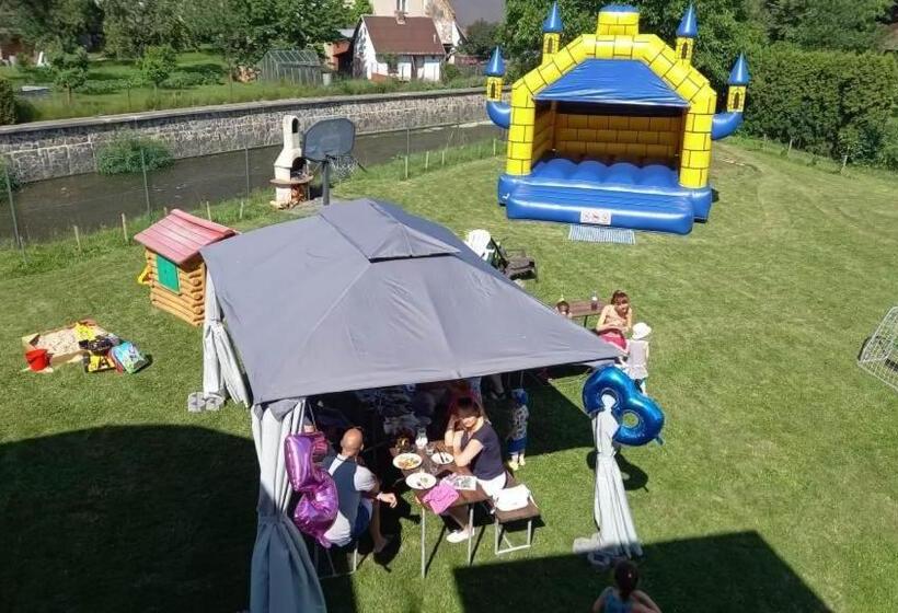 膳宿费 Penzion Marie