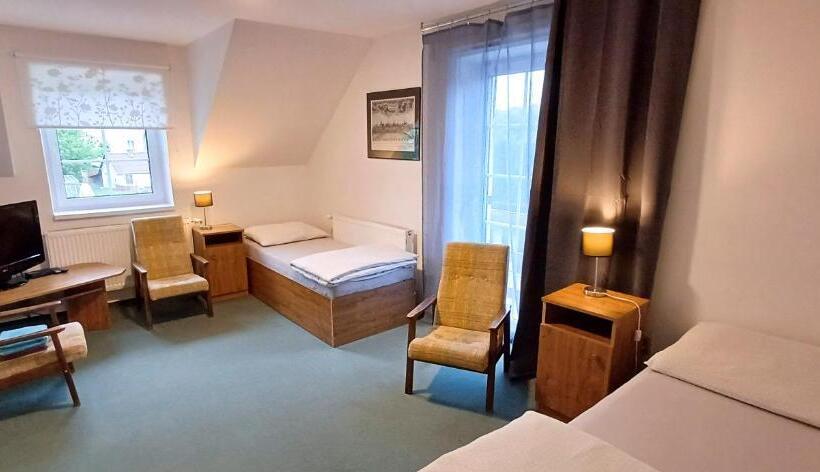 膳宿费 Penzion Marie